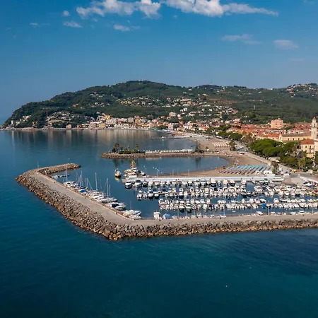 Blumare Apartment Diano Marina
