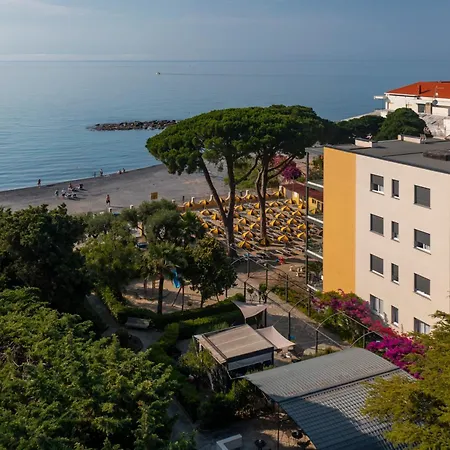 Apartment Blumare *